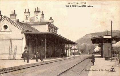 Delcampe - DEPT 46 SAINT DENIS DE MARTEL LA GARE TRES BELLE  ANIMATION 9X14 REIMPRESSION DE CARTES ANCIENNES - Autres & Non Classs
